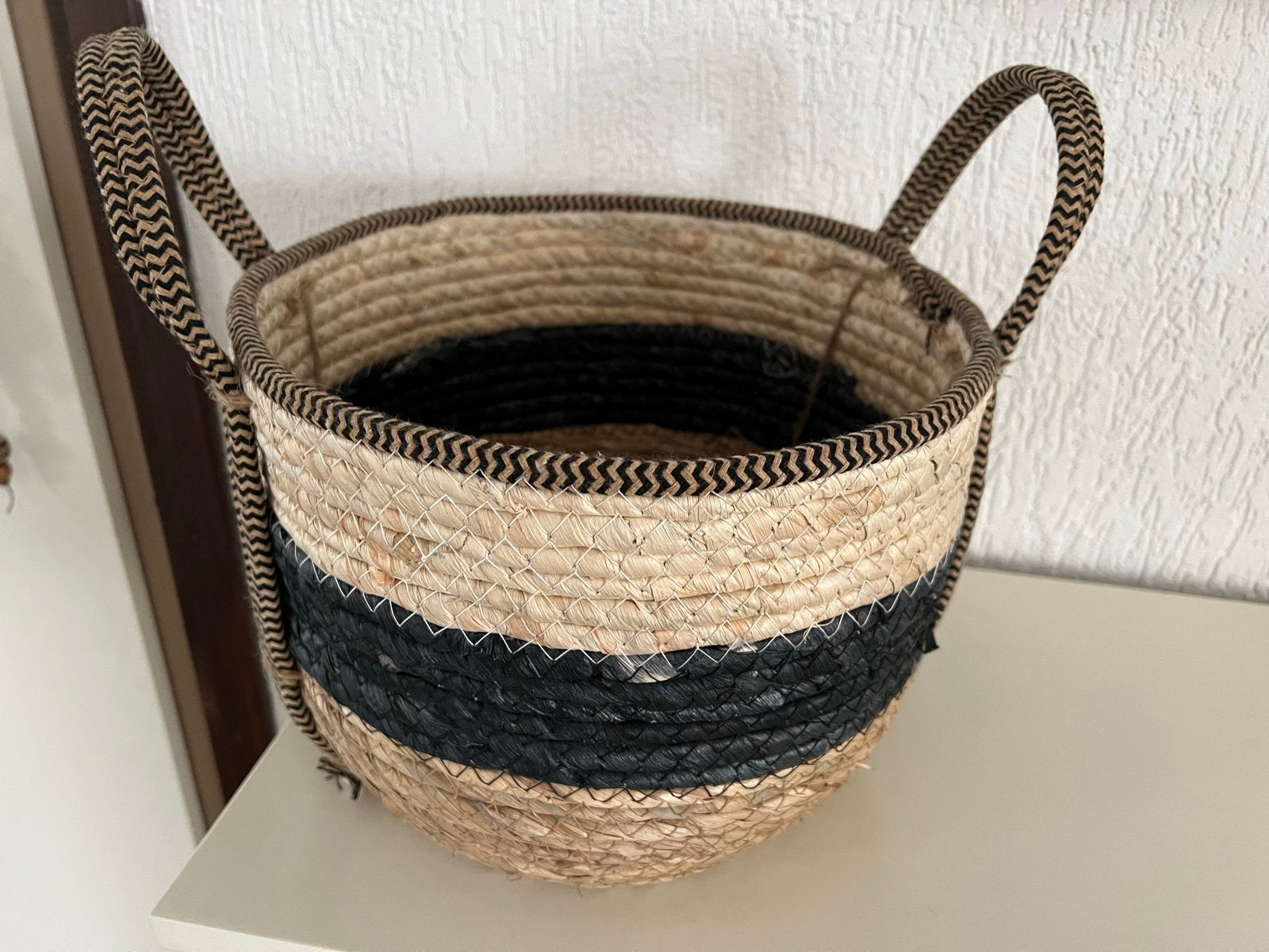 Decoratieve rieten mand met handvatten, Gevlochten, Mand, Rond, Ophalen of Verzenden