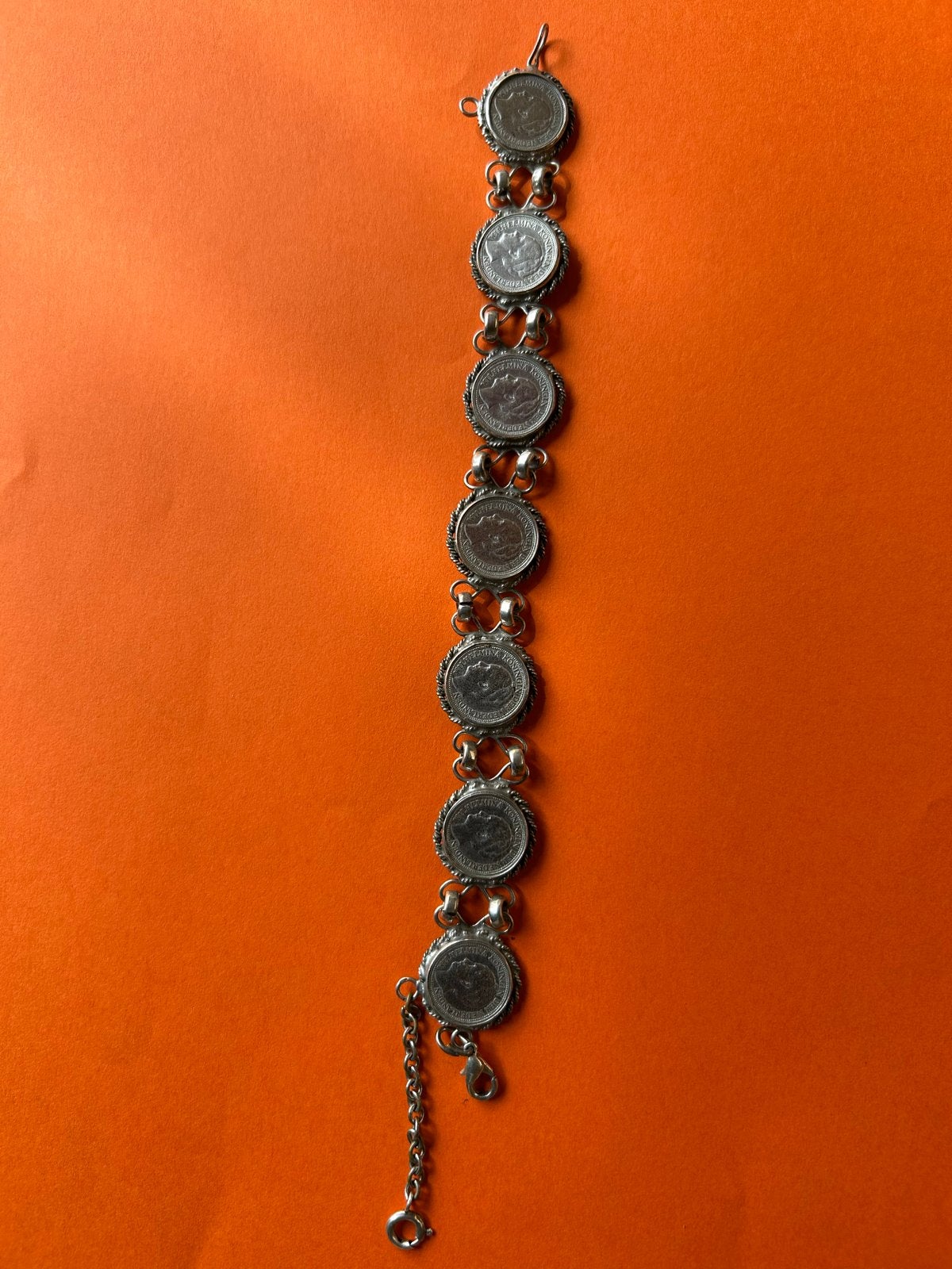 Vintage Armband met Munten - Achterkant Zichtbaar, Ophalen of Verzenden, Gebruikt, Zilver