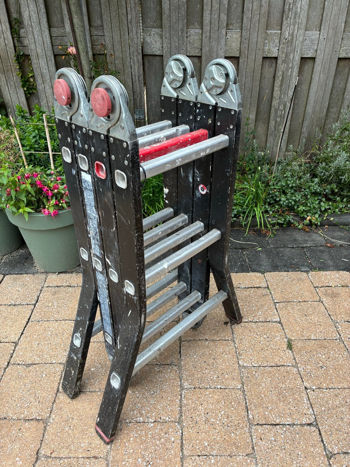 Multifunctionele Altrex Opvouwbare Ladder - Gebruikt, Doe-het-zelf en Verbouw, Ladders en Trappen, Ophalen, Gebruikt, Ladder, Opvouwbaar of Inschuifbaar