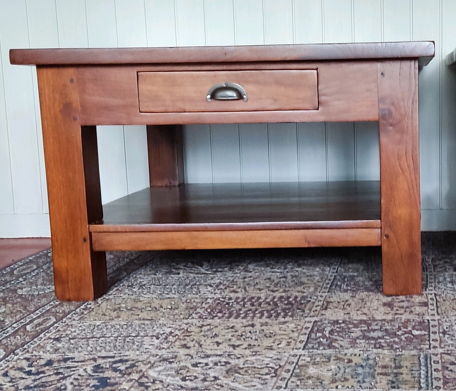 Mooie salontafel/bijzettafel, Ophalen