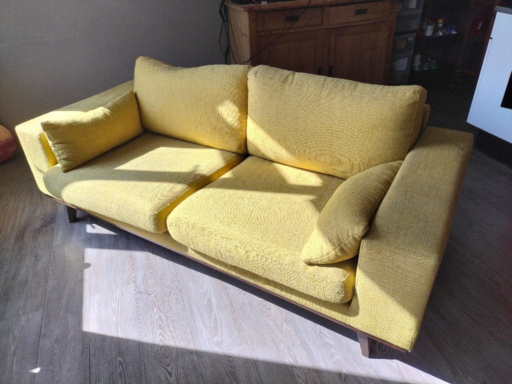Gele bank, Ophalen, Gebruikt, 150 tot 200 cm, Driepersoons