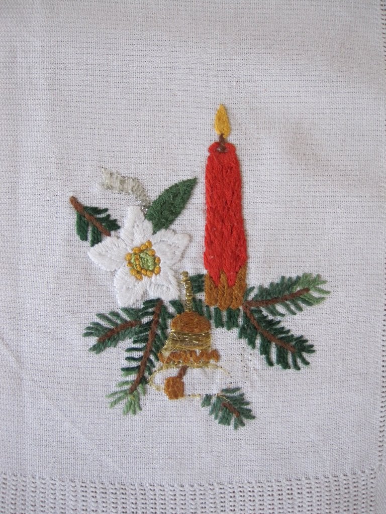 Fraaie handgeborduurde loper met kerstmotief, Ophalen of Verzenden