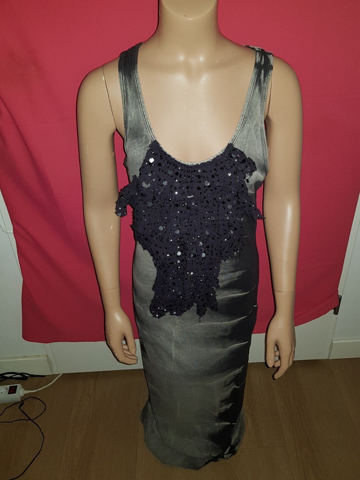 Jurk (389), Kleding | Dames, Jurken, Maat 38/40 (M), Ophalen of Verzenden, Zo goed als nieuw, Grijs