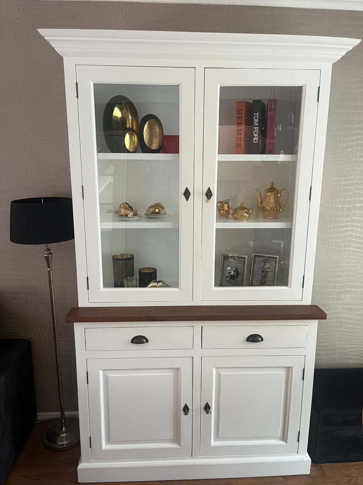 Nette buffetkast, Huis en Inrichting, Kasten | Buffetkasten, Ophalen, Zo goed als nieuw, 25 tot 50 cm, 200 cm of meer
