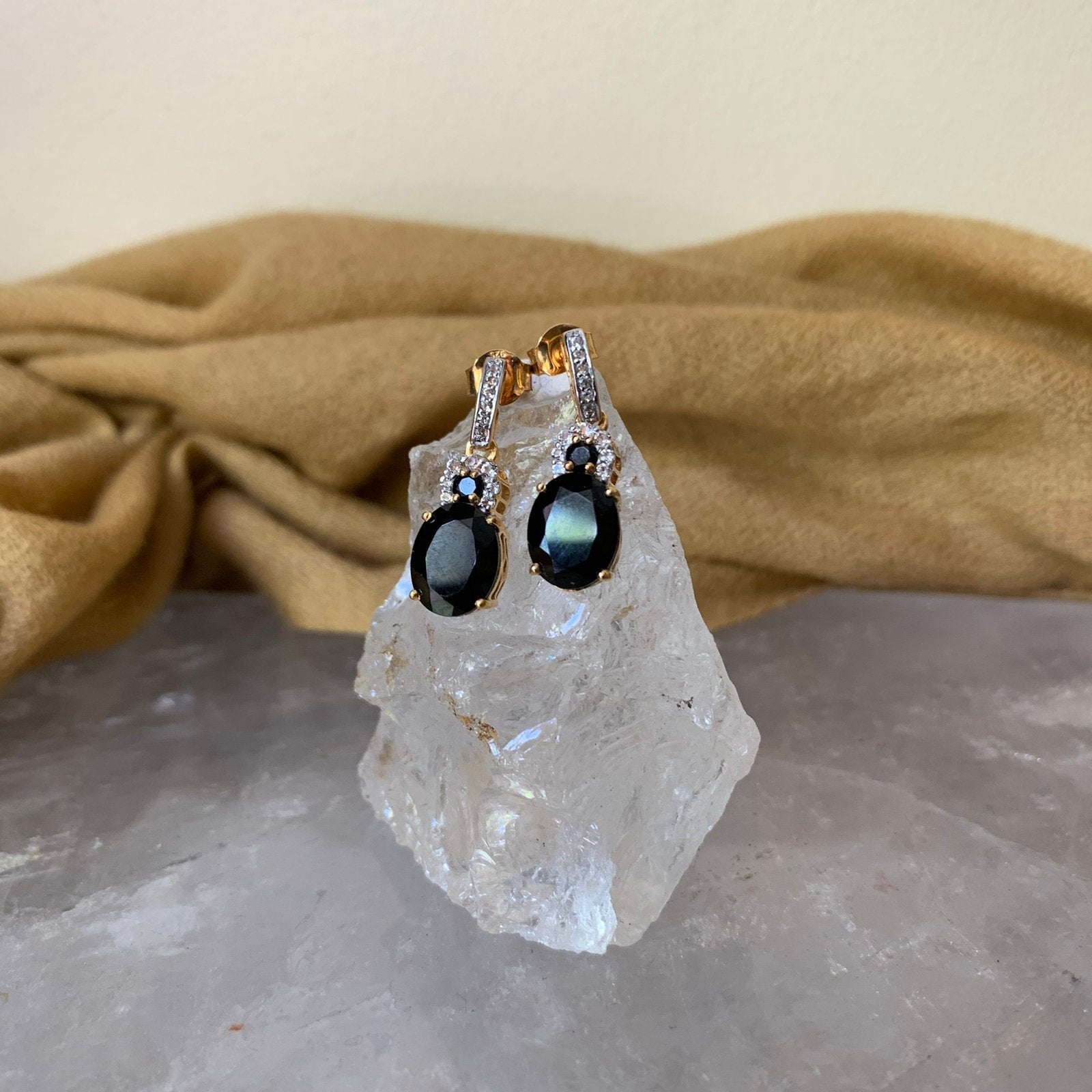 Spinel topaas beschermt welvaart daadkracht uniek SALE, Sieraden, Tassen en Uiterlijk, Zwart, Magnolia11, Nieuw, Ophalen of Verzenden