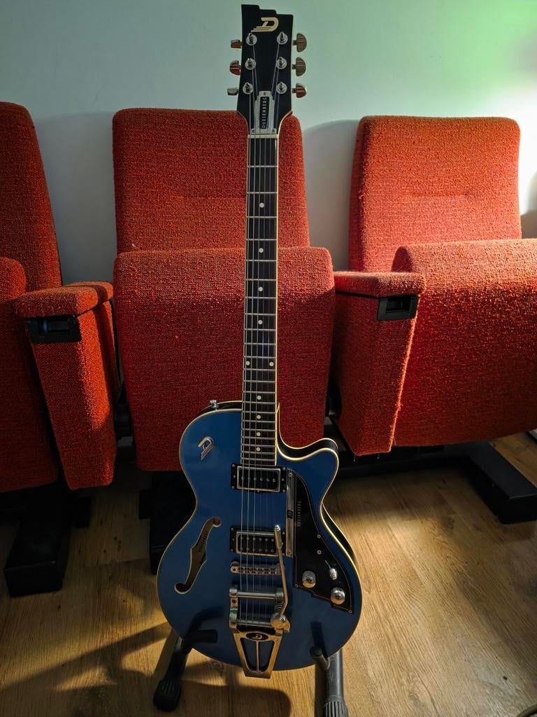 Duesenberg Starplayer III Catalina Blue, Muziek en Instrumenten, Snaarinstrumenten | Gitaren | Elektrisch, Nieuw, Semi-solid body