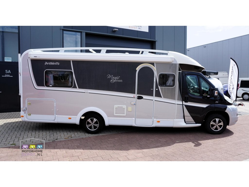Dethleffs Magic Edition Black /zonnepaneel/ goed onderhouden, Caravans en Kamperen, Ringverwarming, Fiat, Bedrijf, Airbags