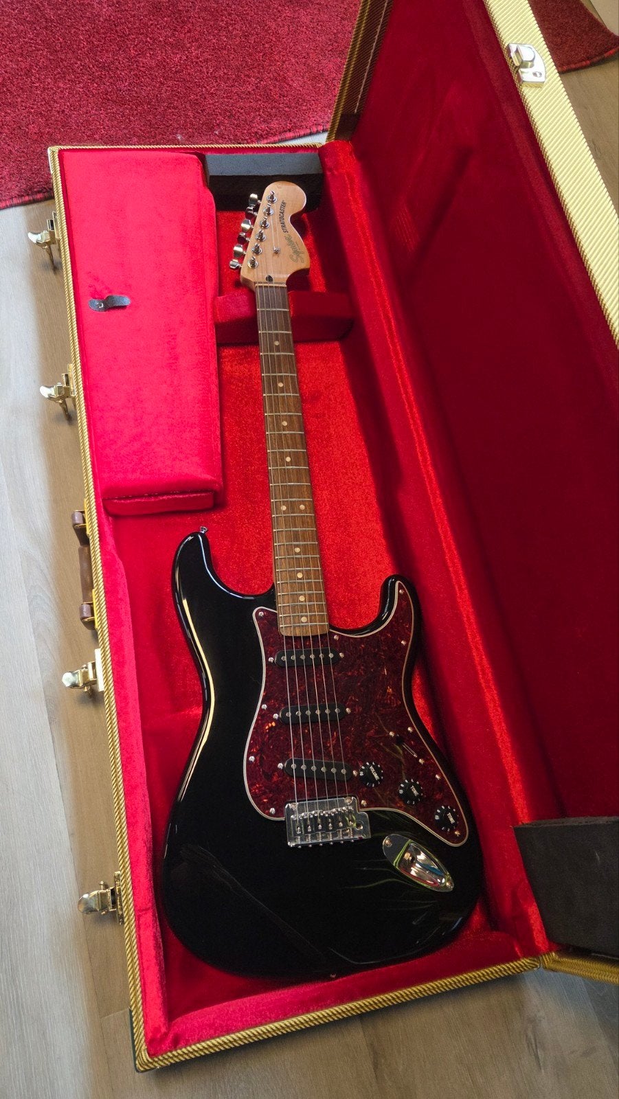 Squier affinity stratocaster, Muziek en Instrumenten, Ophalen, Zo goed als nieuw, Solid body, Fender