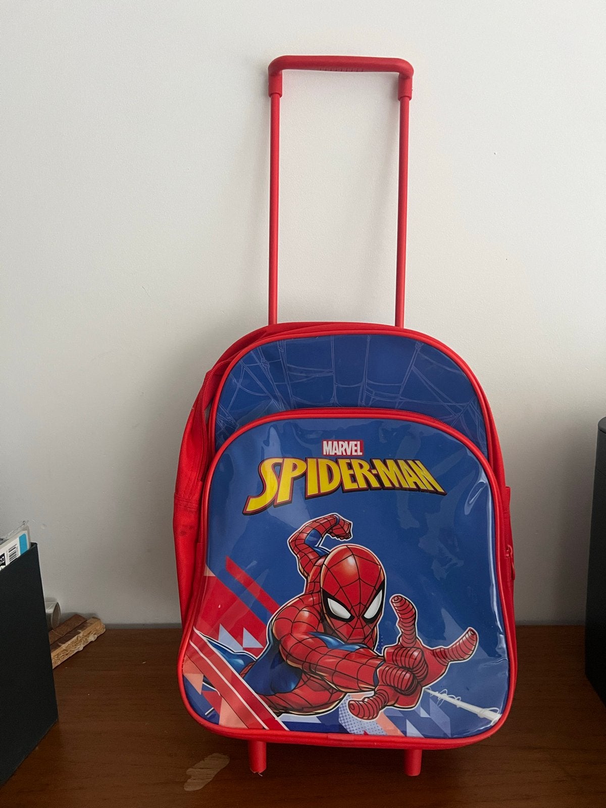 Marvel Spiderman Trolley Rugzak - Ideaal voor School/Reizen, Gebruikt, Disney of Dora, Ophalen of Verzenden, Minder dan 25 cm