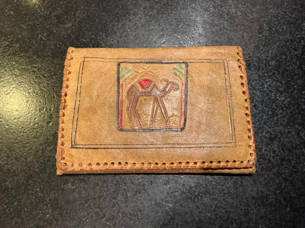 Antieke Egyptische lederen portefeuille 🍀 met kamelen, Ophalen of Verzenden, Gebruikt, Bruin, Leer