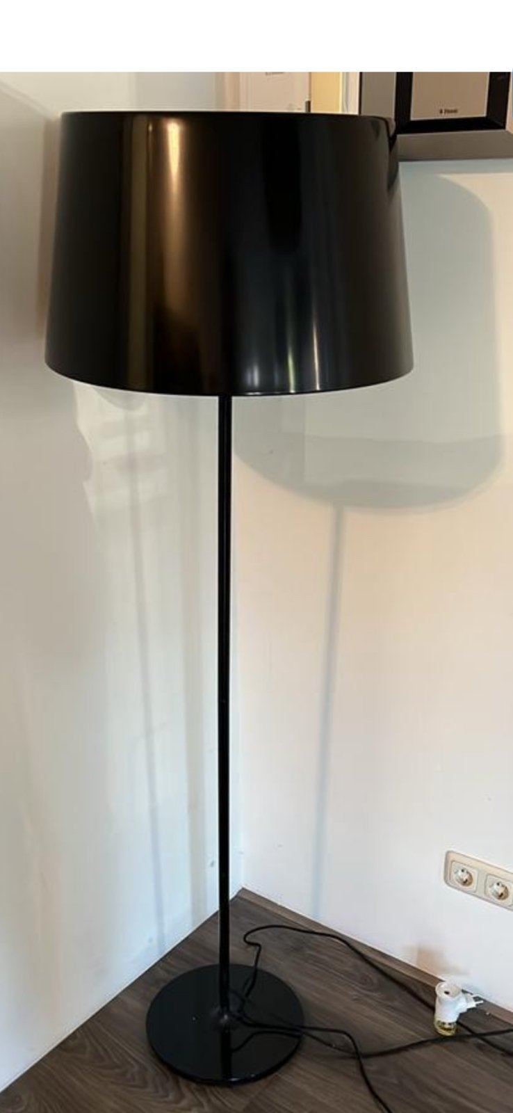Vloerlamp met metalek zwarte kap, Ophalen of Verzenden, Zo goed als nieuw
