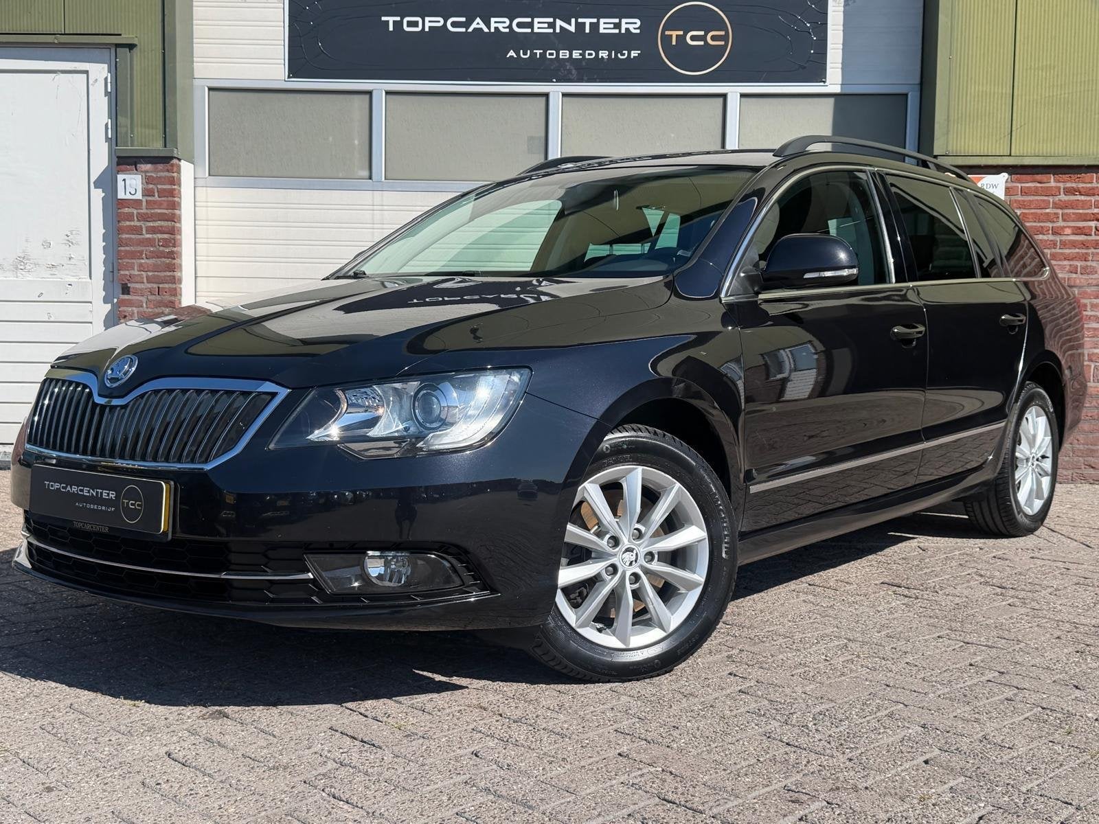 Skoda Superb Combi 1.8 TSI Ambition/AUT/PARKS/NAVI/APK/NAP, Auto's, Euro 5, Gebruikt, 4 cilinders, 160 pk