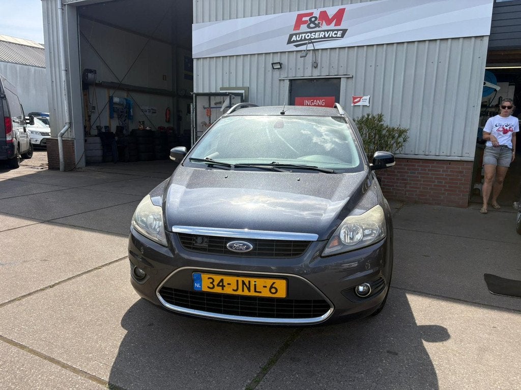 Ford Focus Wagon 1.8 Titanium Flexi Fuel Clima, cruise, navi, Gebruikt, 4 cilinders, Euro 4, 57 €/maand