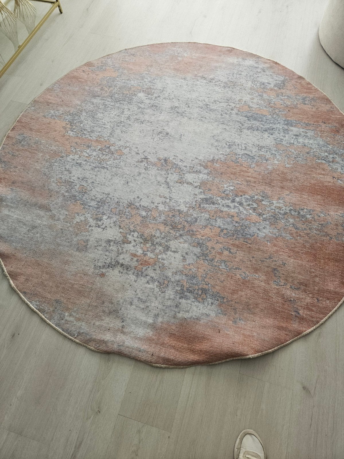 Vloerkleed rond volero voor 50euro zsm ophalen, Huis en Inrichting, Stoffering | Tapijten en Kleden, Ophalen, Rond, 200 cm of meer
