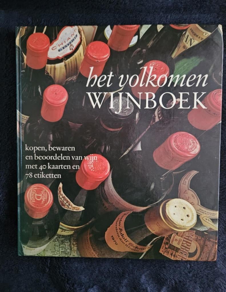 Het volkomen wijnboek, Boeken, Ophalen of Verzenden, Gelezen, Wina Born