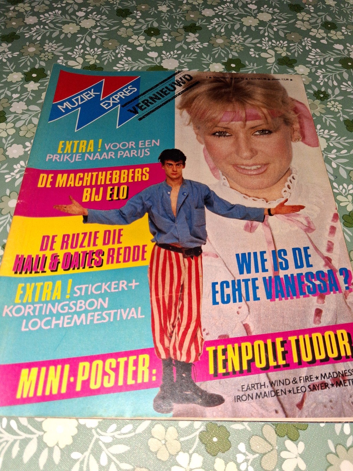 Muziek Express - Mei 1982 ( Willem Ruis), Boeken, Verzenden, Muziek, Film of Tv