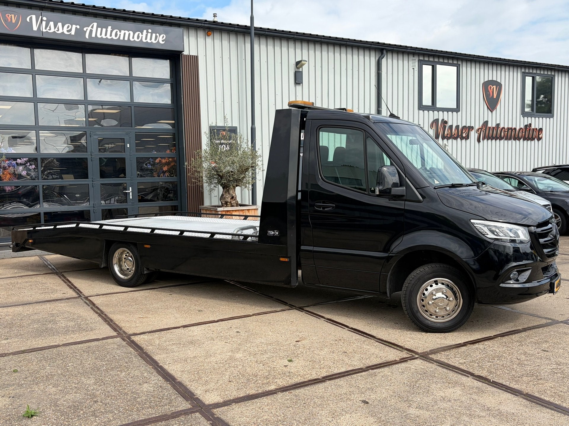 Mercedes-Benz Sprinter 319 3.0 CDI*Oprijwagen*V6*Tijhof*Luch, Automaat, Achterwielaandrijving, 190 pk, Zwart