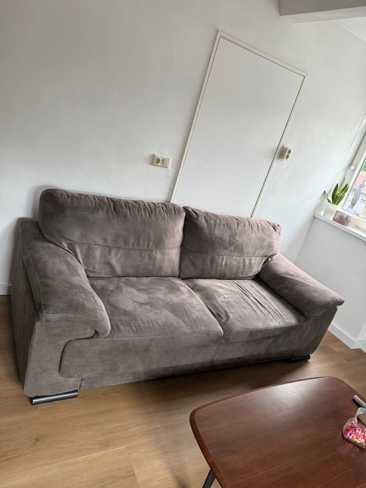 Banken 210 breed en 170 breed, Ophalen, Gebruikt