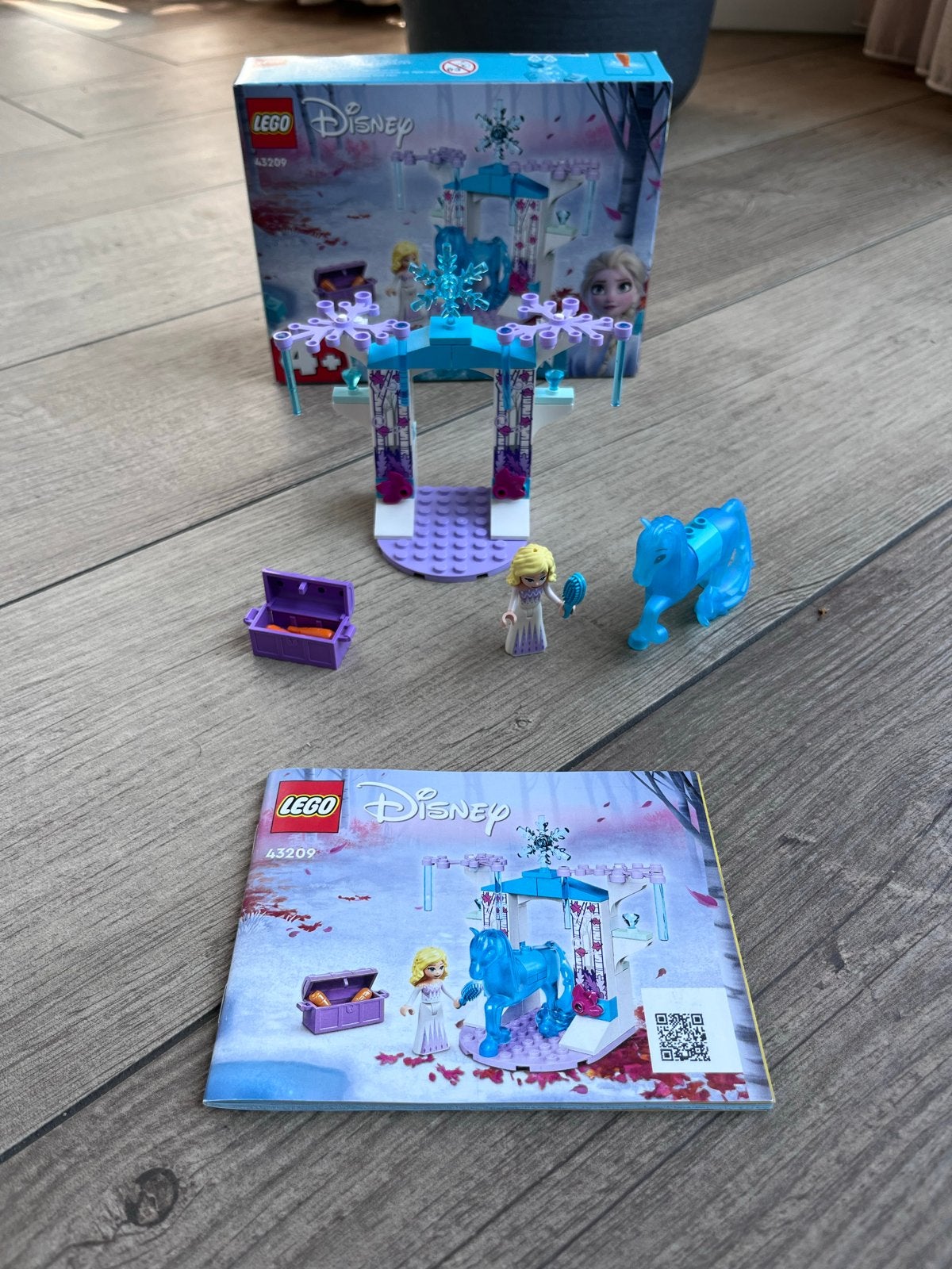 LEGO Disney Frozen 43209 Elsa en de Nokk's IJsgrot, Lego, Ophalen of Verzenden, Zo goed als nieuw, Compleet