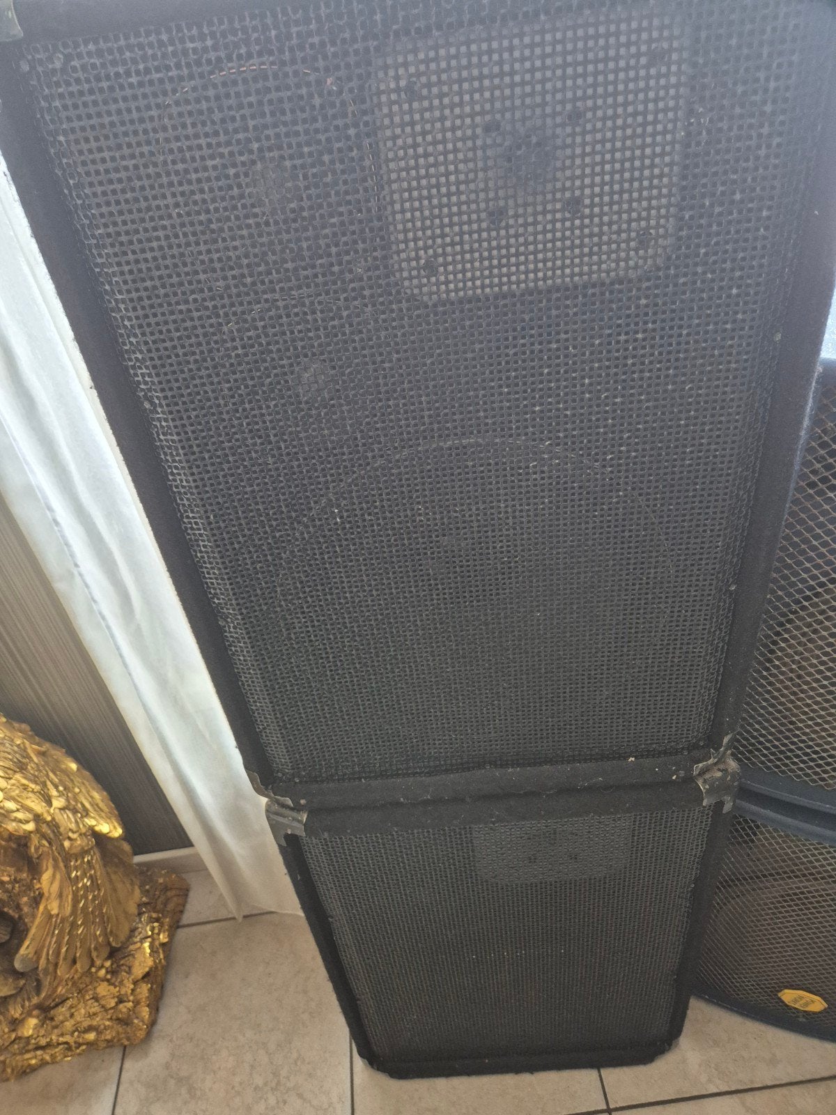 Te koop  2 dynacord  src312 r speakers, Muziek en Instrumenten, Ophalen of Verzenden, Zo goed als nieuw, Minder dan 500 watt