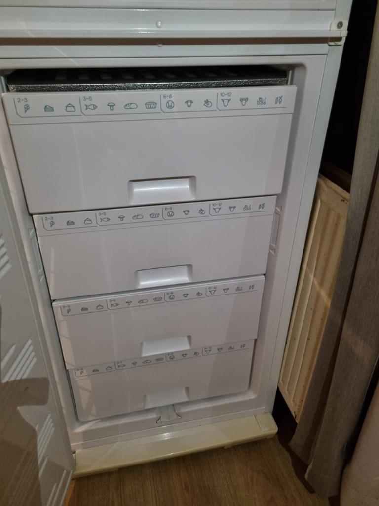 Miele Koel-vriescombinatie - Gebruikt, Witgoed en Apparatuur, Gebruikt, 200 liter of meer, 60 cm of meer, Met aparte vriezer