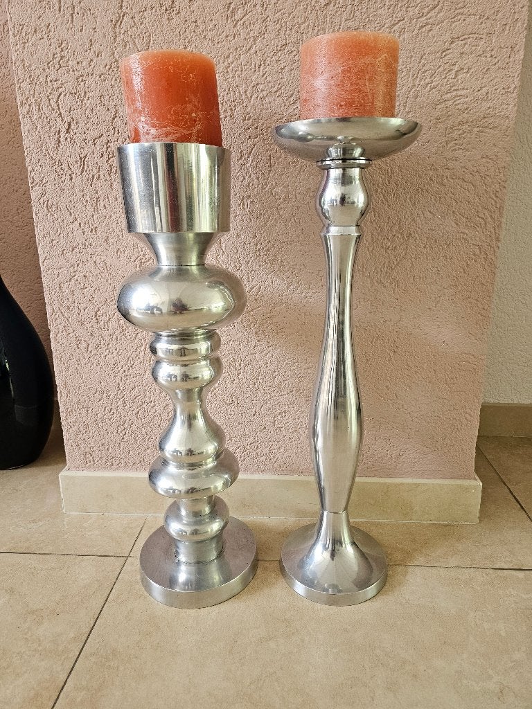 2 Prachtige grote metalen kandelaars ( 54 en 55 cm Hoog ), Ophalen of Verzenden, Zo goed als nieuw, Metaal, Kandelaar