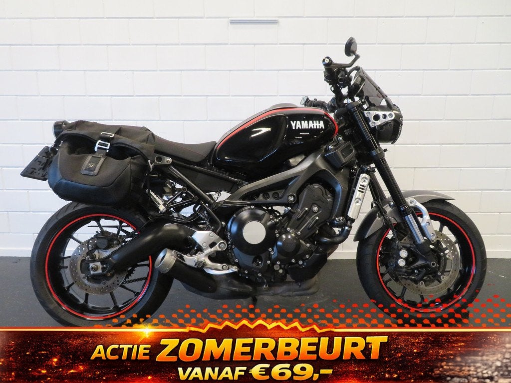 Yamaha XSR 900 XSR900 ABS TASSEN HISTORIE (bj 2021), Bedrijf, 900 cc, Naked bike