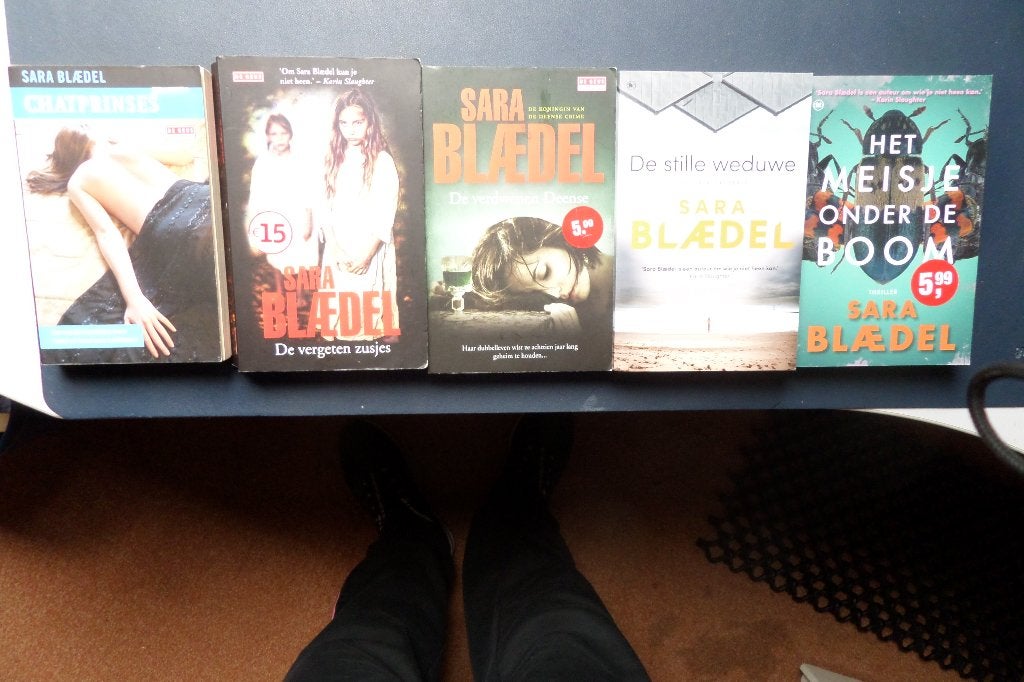 Sara Blaedel - 5 boeken - Paperbacks - €20,00, Ophalen, Zo goed als nieuw, Nederland