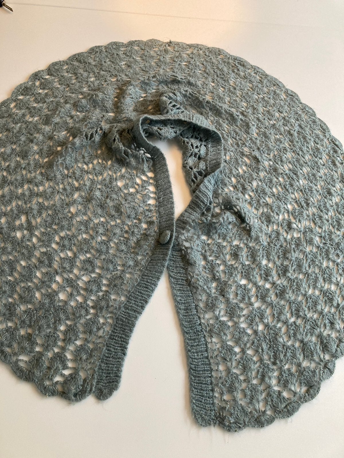 Stola Ajour gebreidde bolero Shawl sjaal cape, Kleding | Dames, Ophalen of Verzenden, Zo goed als nieuw, Sjaal