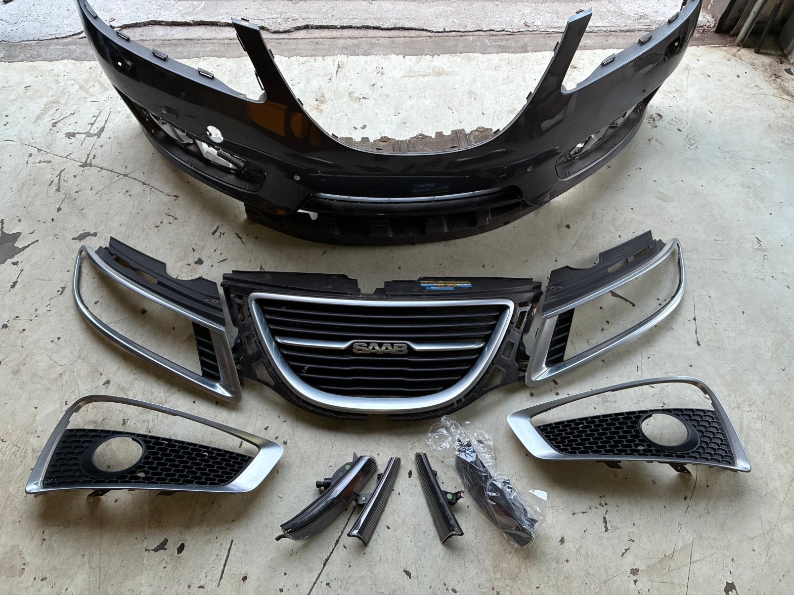 ZELDZAAM saab 9-5 aero ng voorbumper, Ophalen, Mvwhandel@gmail.con, Gebruikt, Voor