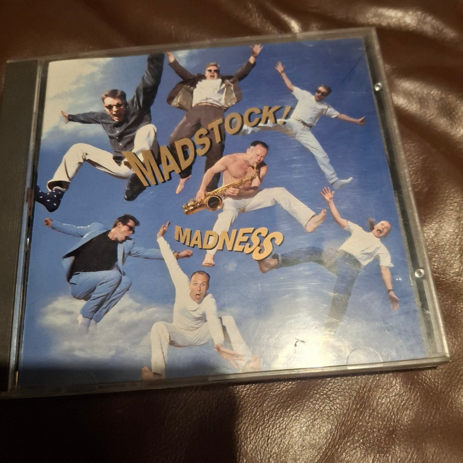 Madness, Ophalen of Verzenden