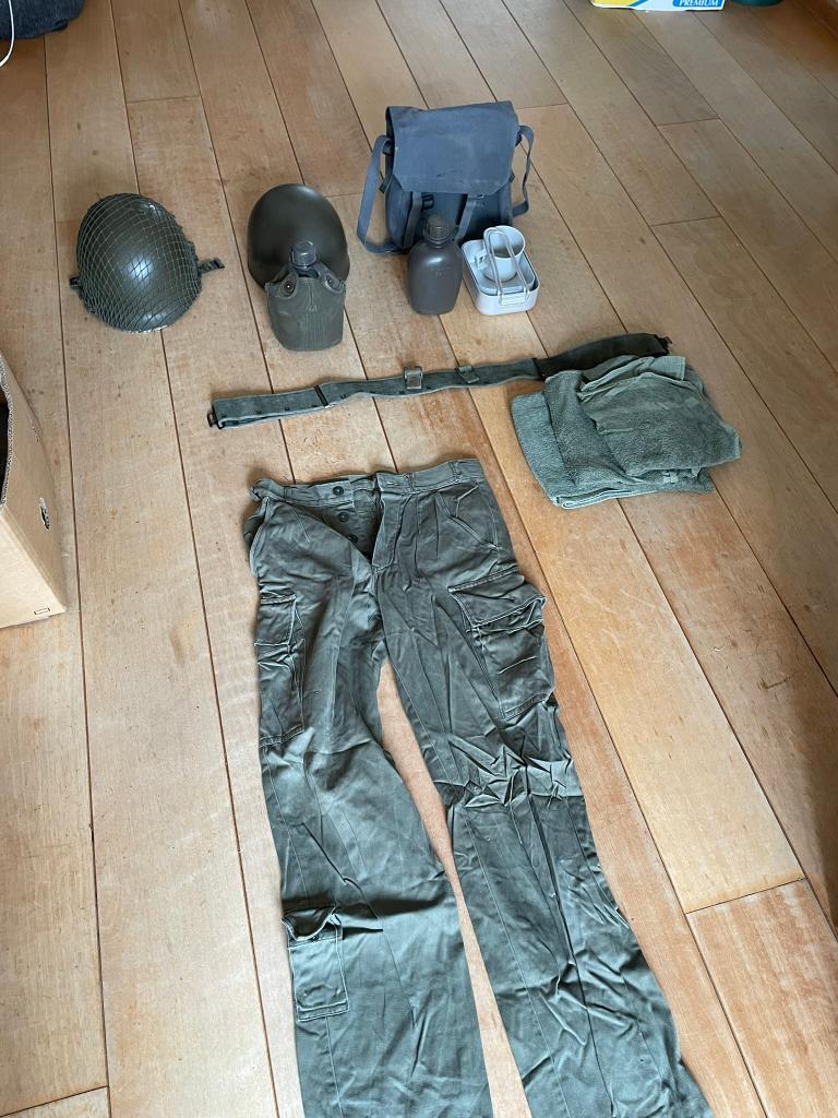 lot legerkleding jaren '80, Verzamelen, Ophalen of Verzenden, Landmacht, Nederland, Kleding of Schoenen