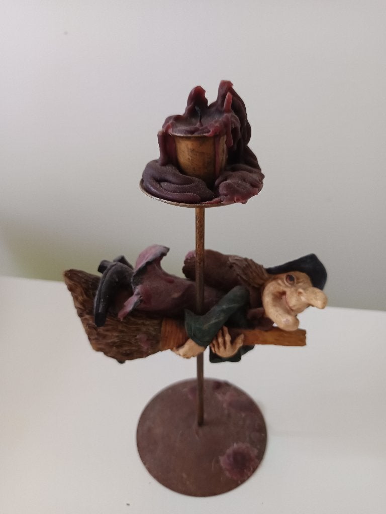 Unieke decoratieve heksen-kandelaar – Vintage stijl, Huis en Inrichting, Woonaccessoires | Wereldbollen, Ophalen