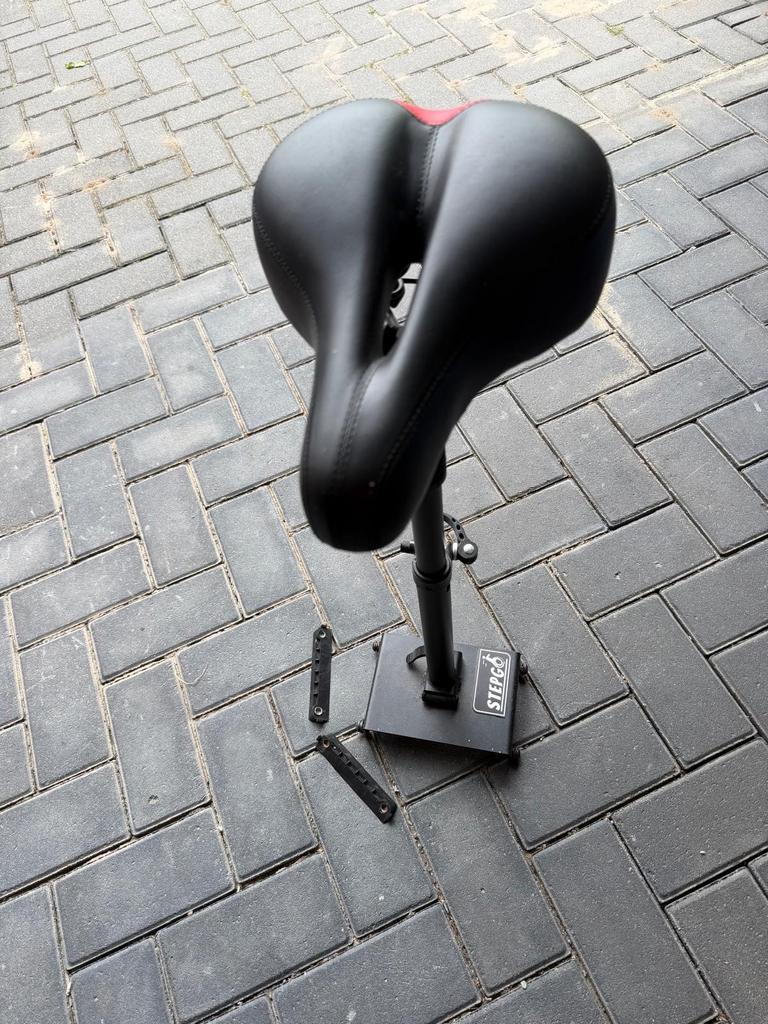 Stepgo zadel voor Segway Ninebot G30 Max, Elektrische fiets, Kunststof, Ophalen of Verzenden, Zo goed als nieuw