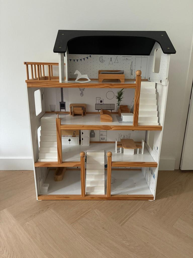 Poppenkast, Ophalen, Poppenhuis
