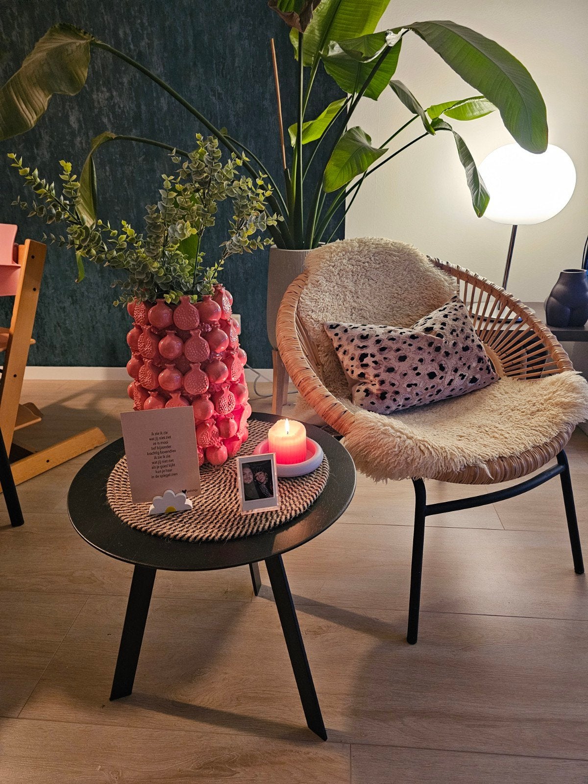 Roze keramieken designvaas Karwei, Ophalen, Met patroon/structuur, Nieuw, Roze