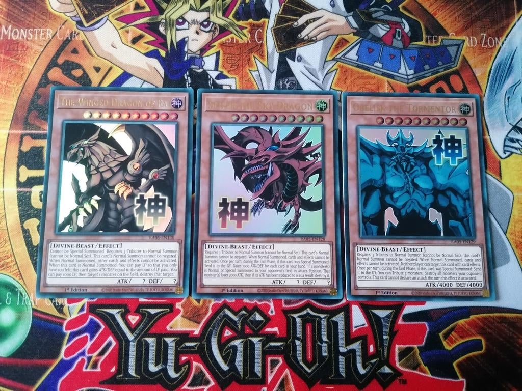 Egyptian God Set - Stamped Ultra Rare RA05 - Yu-Gi-Oh, Hobby en Vrije tijd, Verzamelkaartspellen | Yu-gi-Oh!, Ophalen of Verzenden