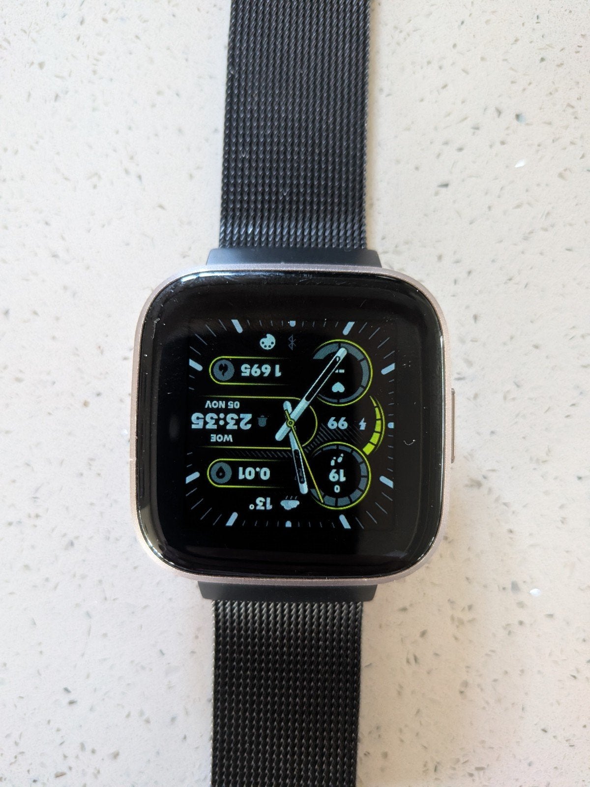 Fitbit Versa 2, Gebruikt, Zwart, Ophalen of Verzenden, Fitbit