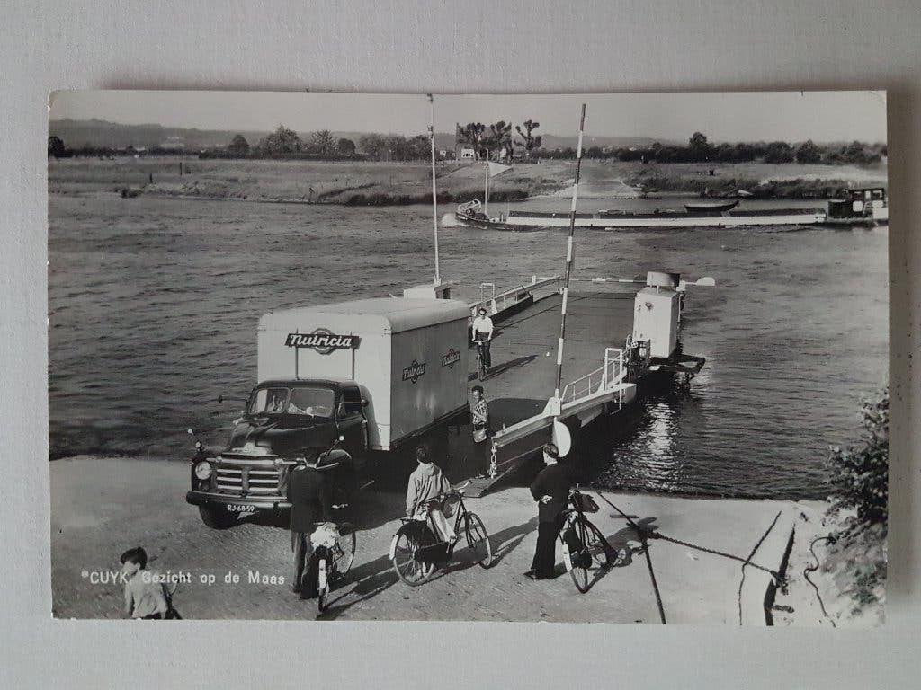 Ansichtkaart Cuyk gezicht op de Maas Vrachtwagen NUTRICIA, Ophalen of Verzenden, 1960 tot 1980, Gelopen, Noord-Brabant