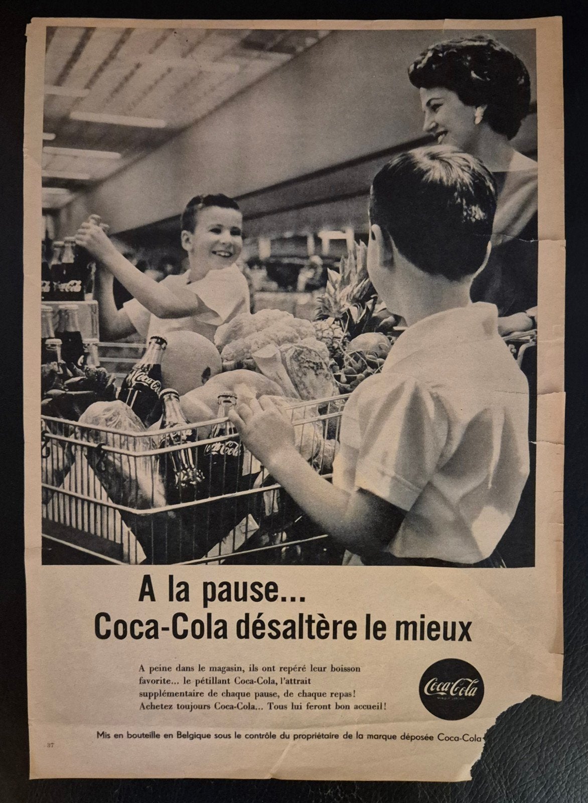 Vintage Coca-Cola reclame poster, 1960 tot 1980, Gebruikt, Ophalen of Verzenden, Prent