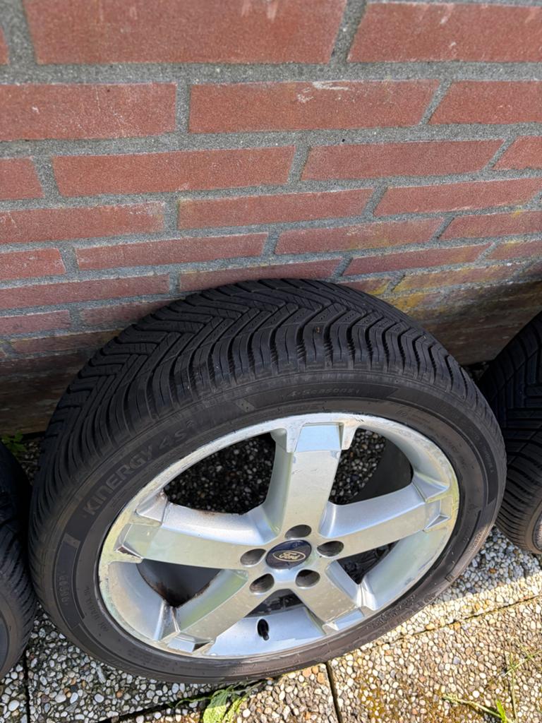 17 inch velgen met z.g.a.n. Hankook banden 5x108 Ford Focus, Ophalen, Gebruikt, Banden en Velgen, 17 inch