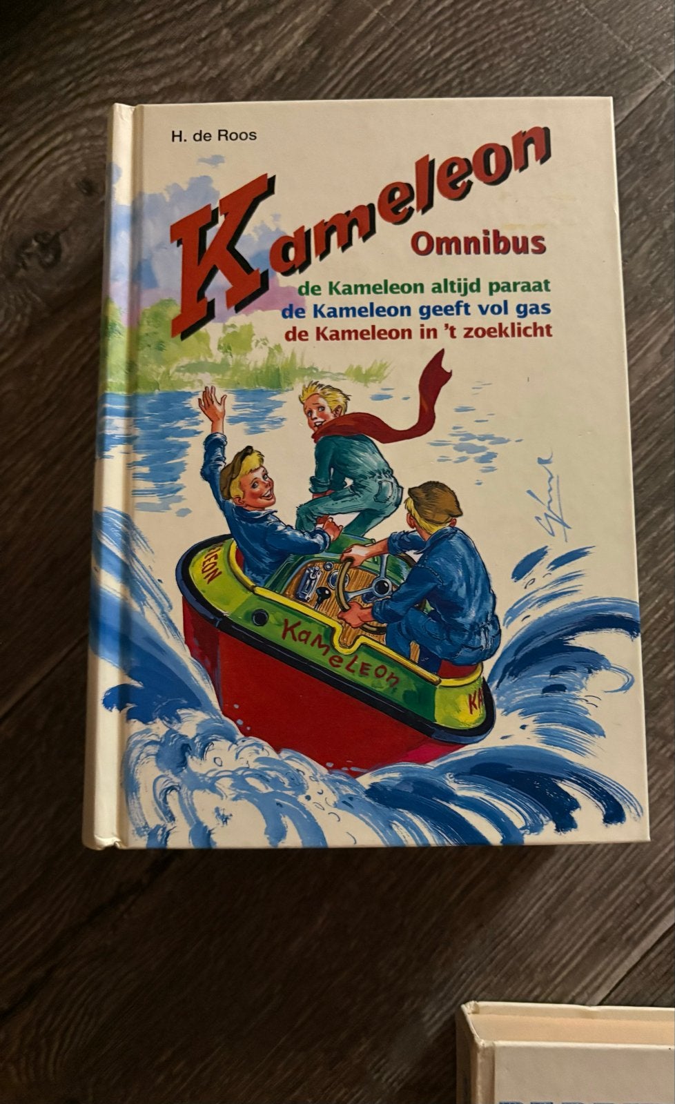 De Kameleon Omnibus - H. de Roos en een losse uitgave, Boeken, Ophalen of Verzenden, Gelezen, Fictie