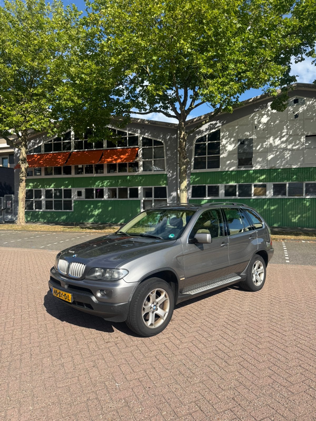 BMW X5 3.0i Automaat | 2006 | Goed onderhouden | 3e eigenaar, Automaat, Vierwielaandrijving, Particulier, 129 €/maand