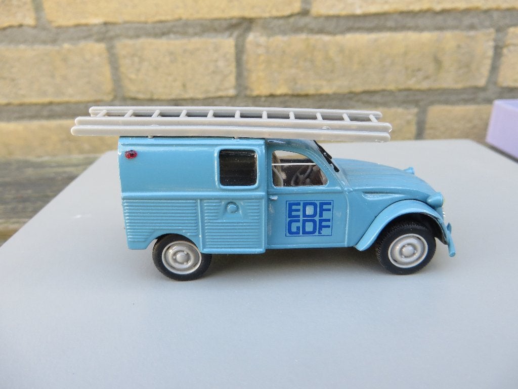 Norev 2CV Bestel eend AZU EDF GDF  1:43, Ophalen of Verzenden, Zo goed als nieuw, Auto, Norev