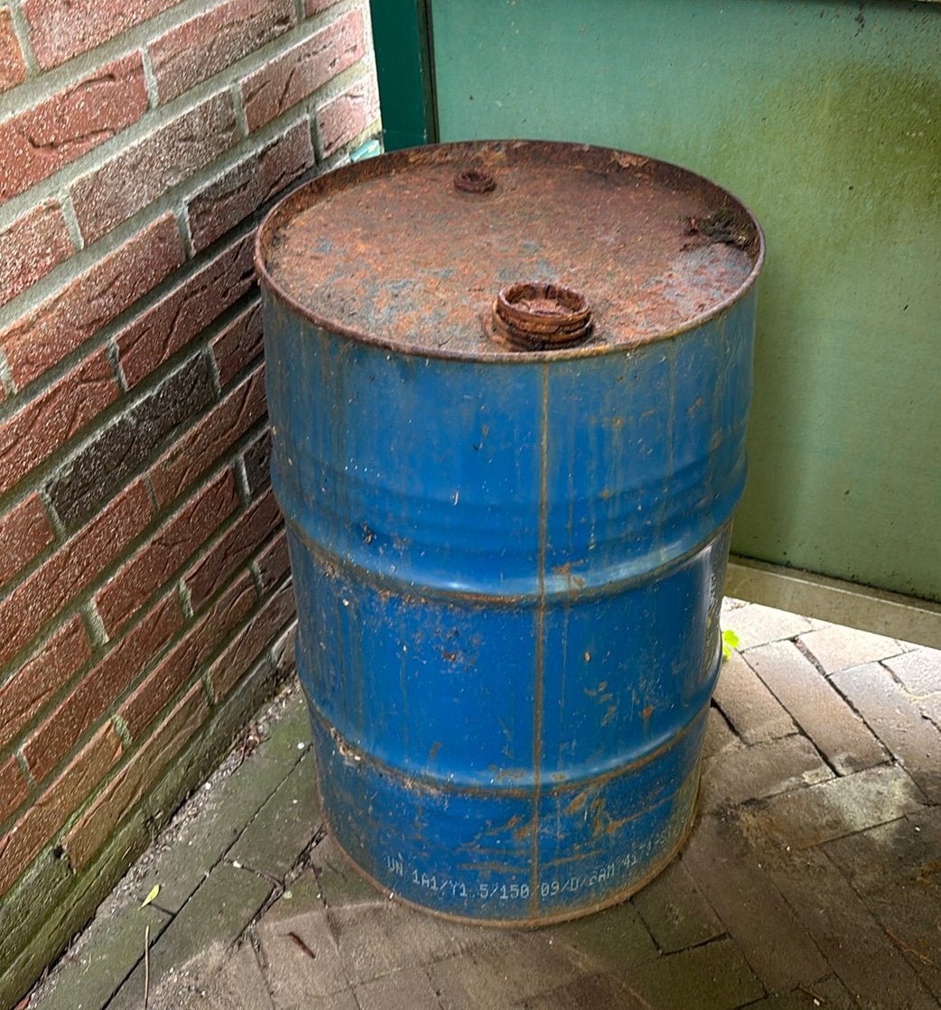 Heel oud olie vat.60 liter., Tuin en Terras, Ophalen, Gebruikt