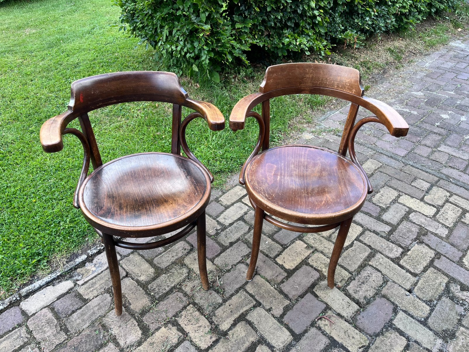 Vintage houten bruincafé stoelen, Ophalen