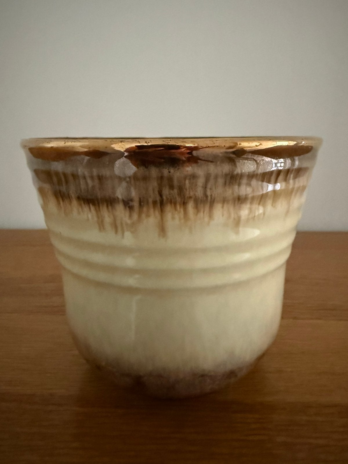 Carstens Bloempot met Goud Randje - 13 cm Hoog, Overige materialen, Minder dan 30 cm, Rond, Ophalen of Verzenden