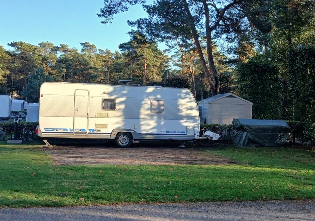Dethleffs camper (caravan) 560sk met stapelbed, Caravans en Kamperen, Caravans, Rondzit, Mover, Particulier, Dethleffs