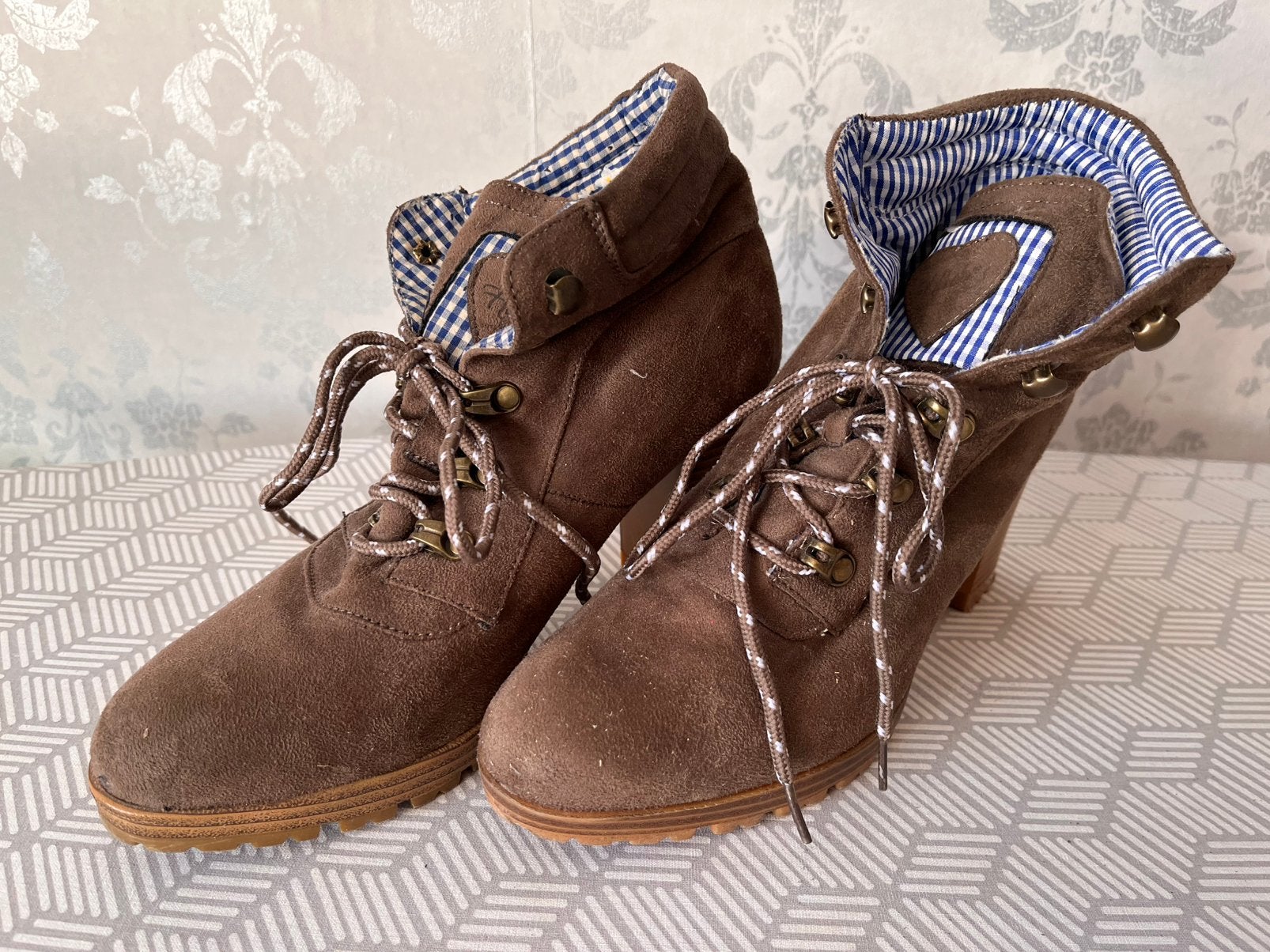 Enkel laarsjes, Kleding | Dames, Beige, Lage of Enkellaarzen, Ophalen of Verzenden, Zo goed als nieuw