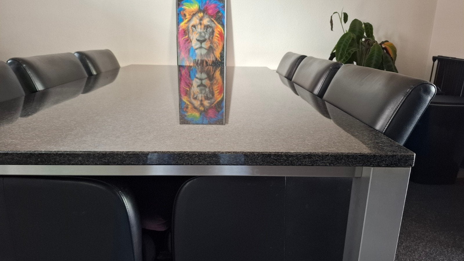 Eettafel 210x110, graniet tafelblad met rvs onderstel, Ophalen, 100 tot 150 cm, 200 cm of meer, Zo goed als nieuw